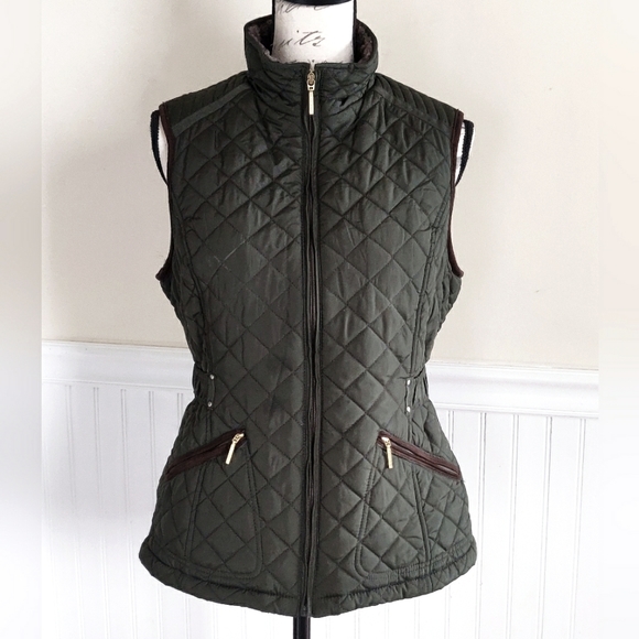 Weatherproof Jackets & Blazers - Weatherproof fur lined vest.